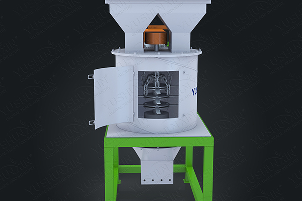 Vertical fertilizer crusher inside design