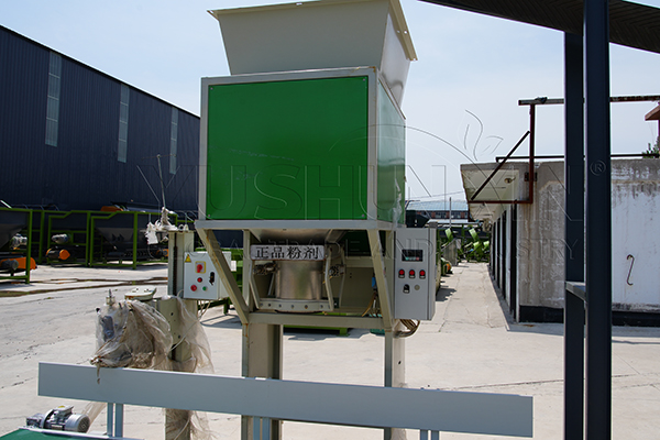 Single bucket packing machine for granular fertilizer making