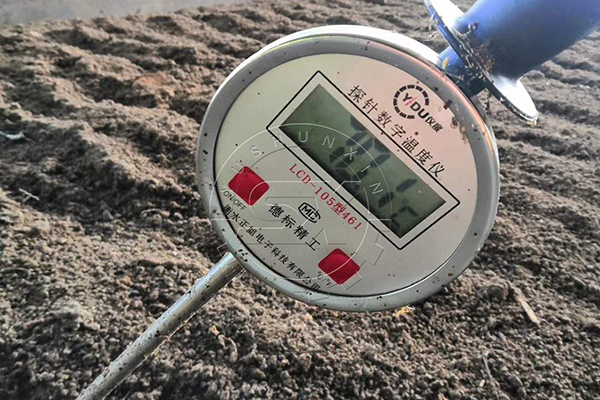 fertilizer composting temperature