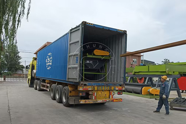 Fertilizer machines delivery