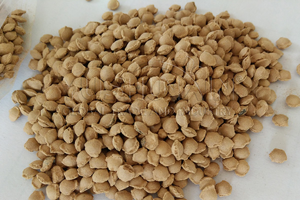 bentonite granules from roller press granulator