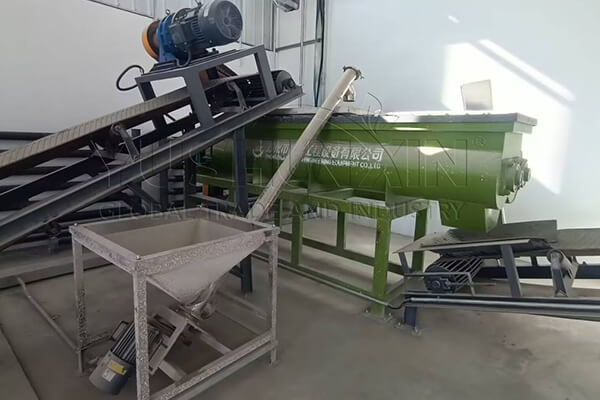 powder bacteria agent adding system for biofertilizer fertilizer production