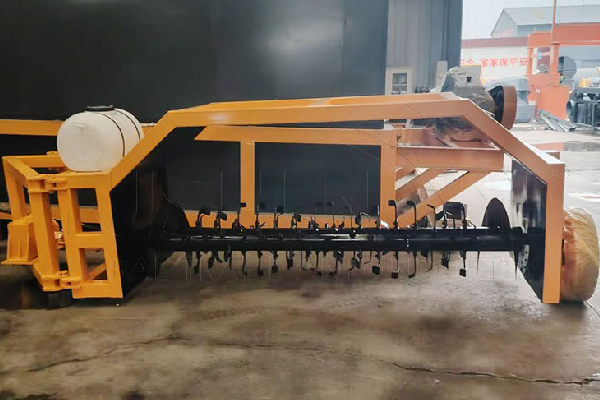 2 m Tractor pulled fertilizer compost turner in factory