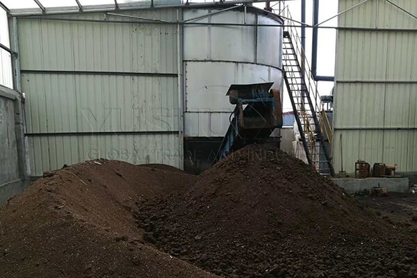 composted organic fertilizer from vertical fermentation pot